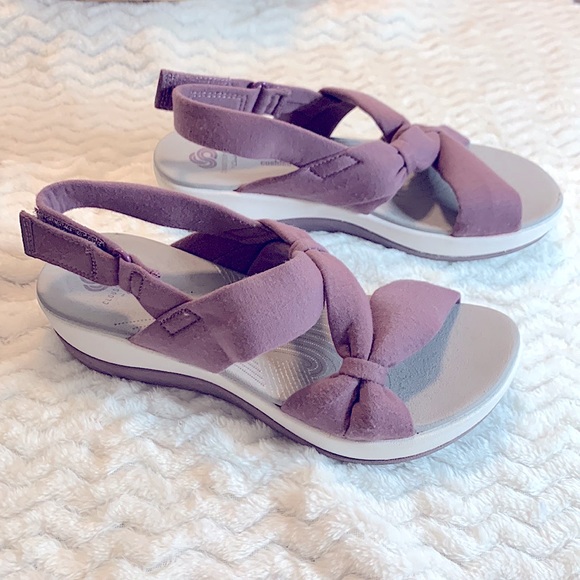 »—Clarks—»Cloudsteppers Adjustable Strappy Cloth Sandals Open-Toe +Soft Cushion - Picture 9 of 16